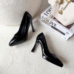 Giày cao gót bít - Mã Đặt Hàng G2398